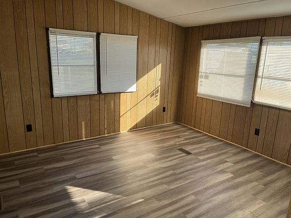 4th image of 2850 New Tampa Hwy #93