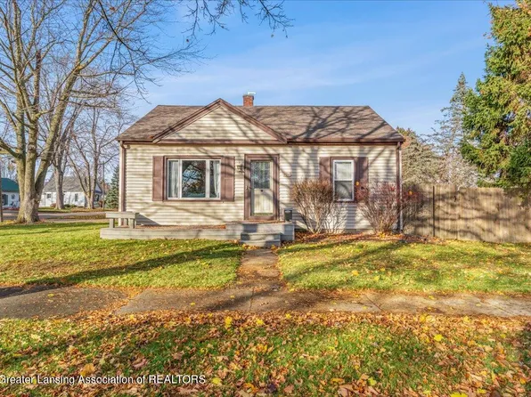 701 E Baldwin St, Saint Johns, MI 48879