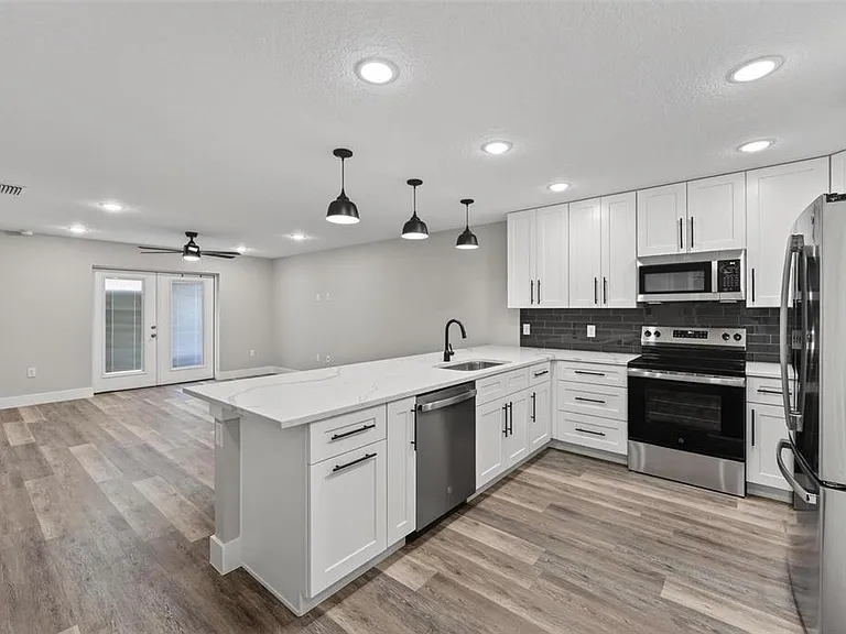 32629 Vista Ave — Photo 7