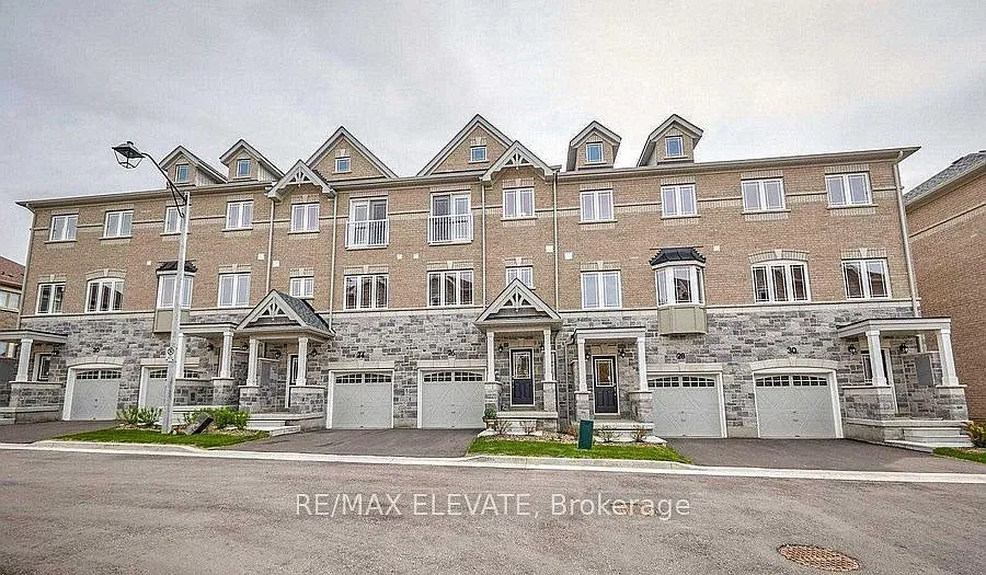 4 bed, $3,300 — Photo 1