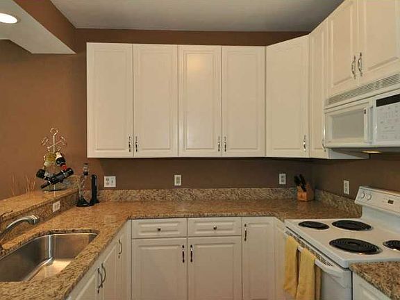 4th image of 401 Hidden Shores Ct APT 102