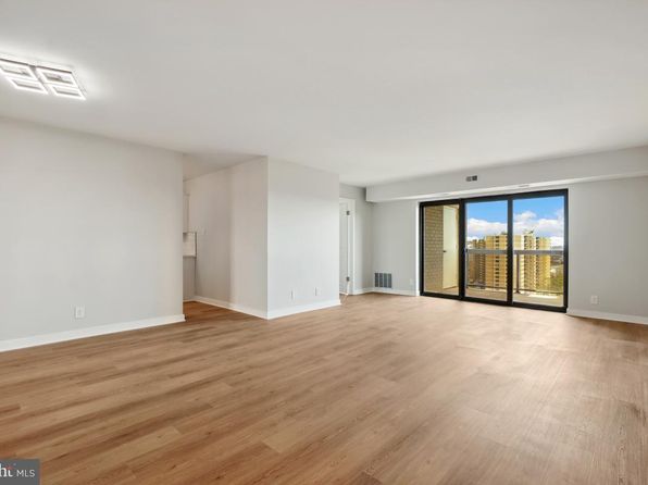 307 Yoakum Pkwy APT 1405, Alexandria, VA 22304