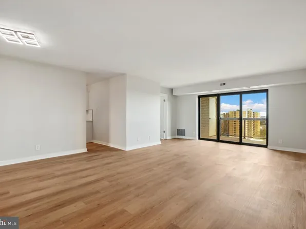 307 Yoakum Pkwy APT 1405, Alexandria, VA 22304