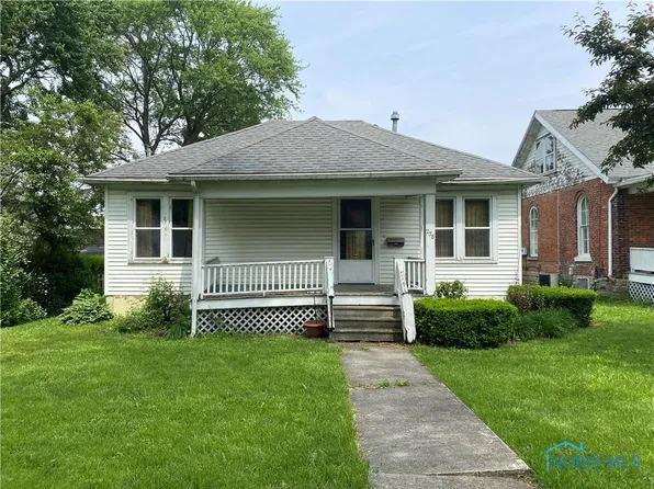 238 N Franklin St, Wauseon, OH 43567