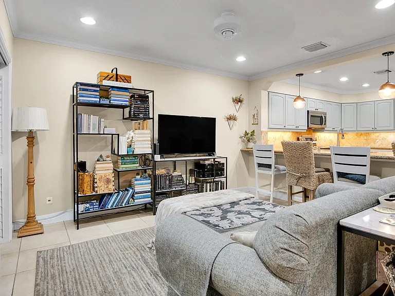 22860 Ironwedge Dr — Photo 33