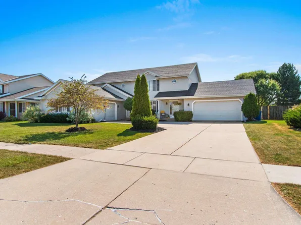 317 Desplaine Rd, De Pere, WI 54115