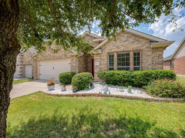 824 Golden Bear Ln, McKinney, TX 75072