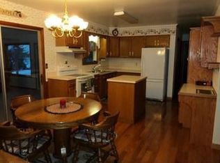 5920 Mackinaw Rd, Saginaw, MI 48604