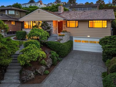 5244 Pullman Avenue NE, Seattle, WA, 98105