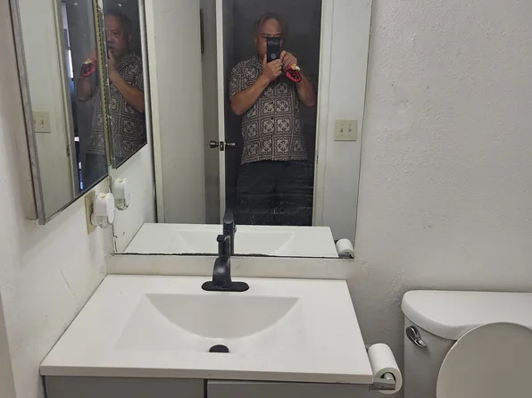 38502 Larkin Ave Unit 2, Palmdale, CA 93550