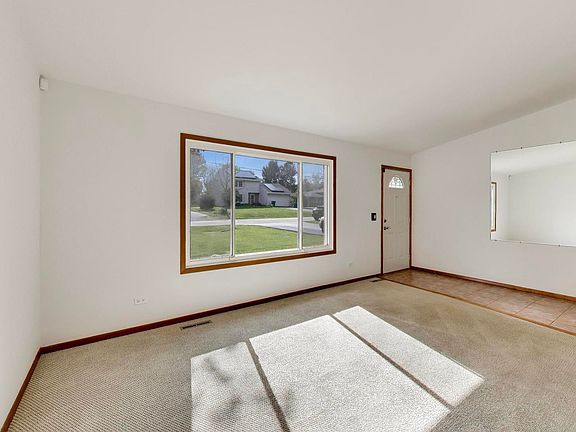 2nd image of 394 Pine Grove Ave