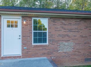 800 Rolling Hills Dr APT 7, Johnson City, TN 37604