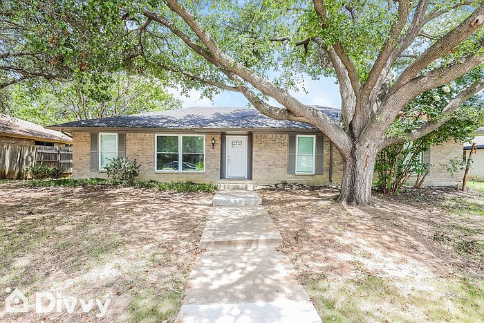 1st image of 2310 Greenmeadow Dr