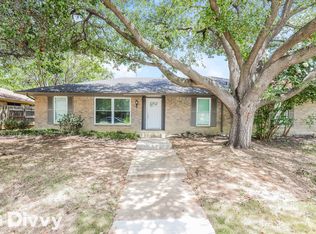 2310 Greenmeadow Dr, Carrollton, TX 75006