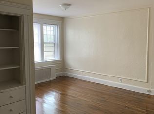 200 Commonwealth Ave #33, Boston, MA 02116