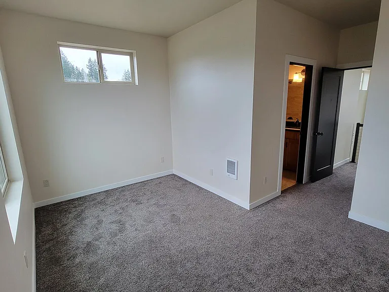 6308 Lakepointe Way — Photo 16