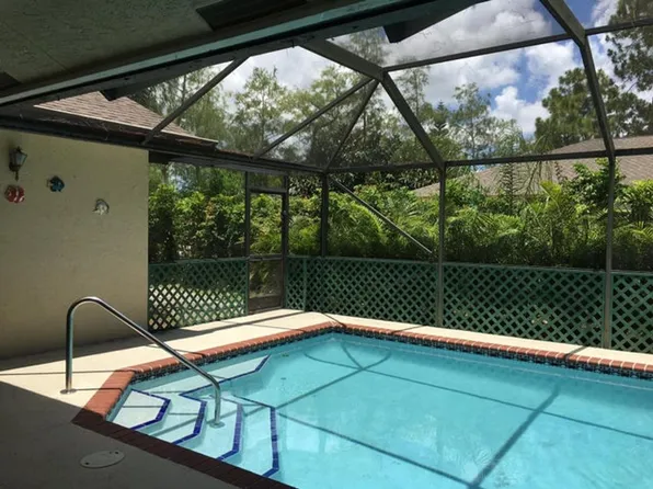 745 Juniper Pl, Wellington, FL 33414