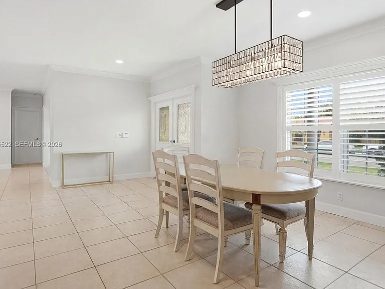 16530 Lake Tree Dr — Photo 26