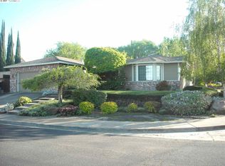 896 Santa Ana Dr, Pittsburg, CA 94565