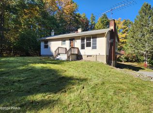 916 Route 6, Shohola, PA 18458