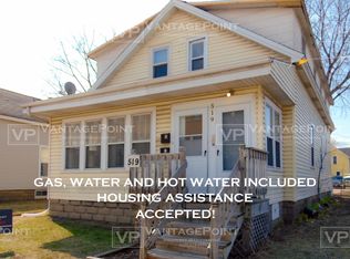 519 N Broadway St, Green Bay, WI 54303