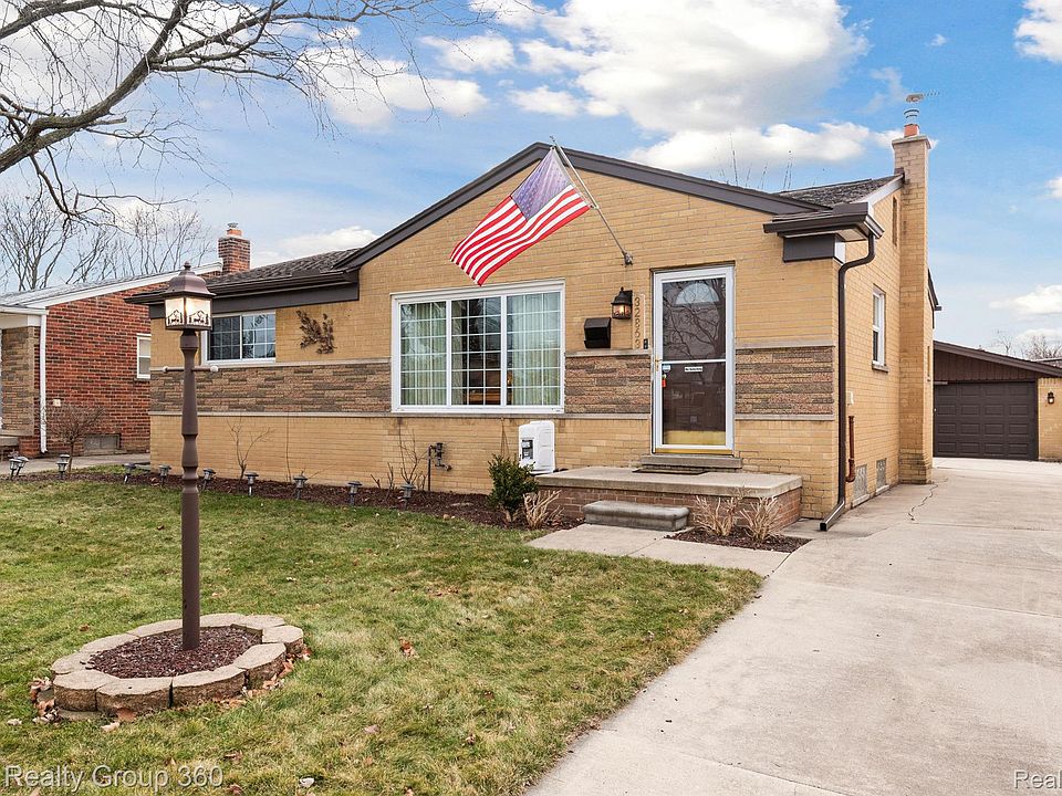 1st image of 32863 Anita Dr