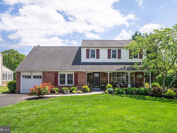 3rd image of 36 Gettysburg Ln