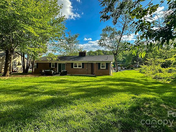 2nd image of 206 Newland Pl NW