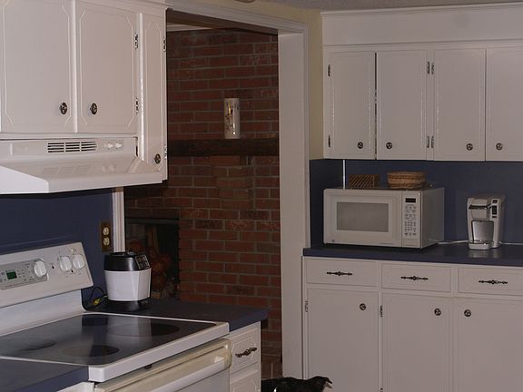 4th image of 711 Wyndale Dr