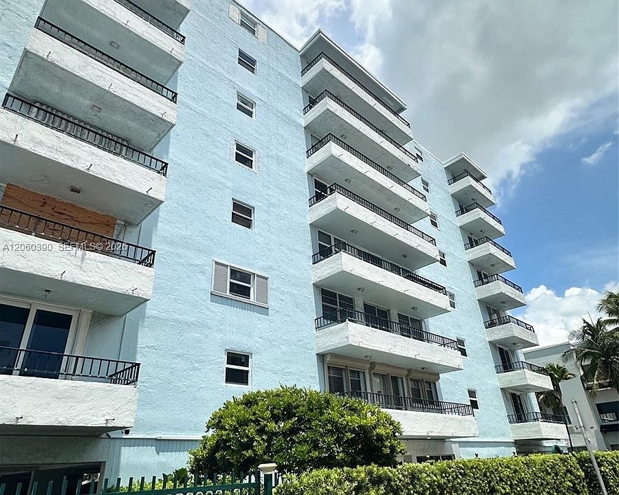 1st image of 720 Collins Ave APT 309