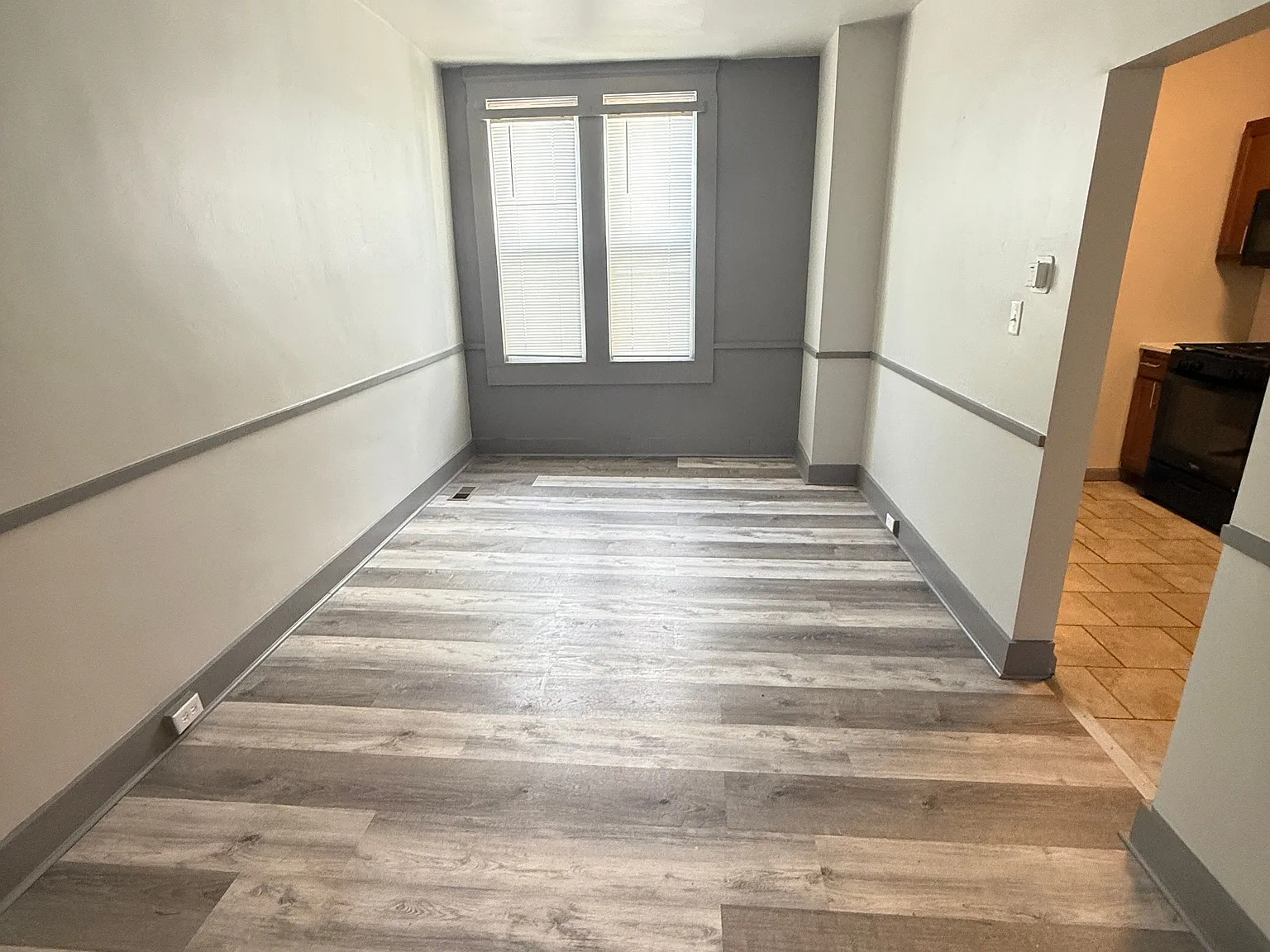 3 bed, 1100 sqft, $1,500 — Photo 3