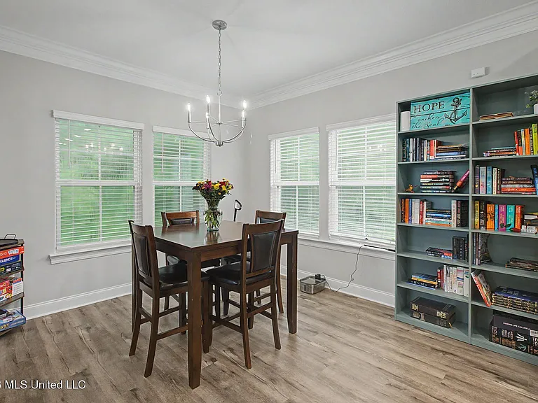 16821 W Landon Green Dr — Photo 8