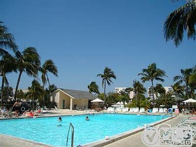 3rd image of 7317 Estero Blvd APT 310