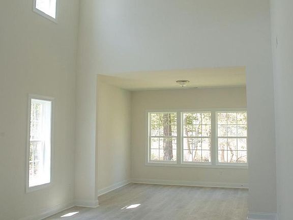 3rd image of 37821 Green Leaf Ln #13