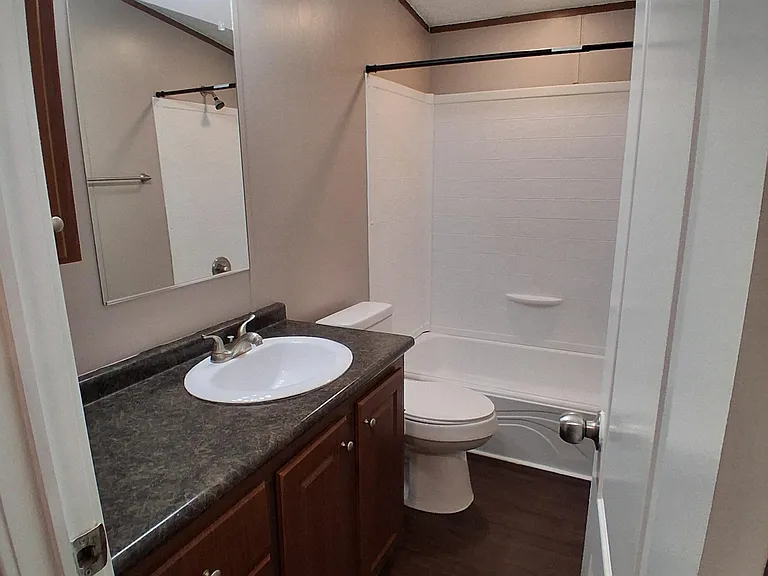 611 Summerhaven Dr #611 — Photo 3
