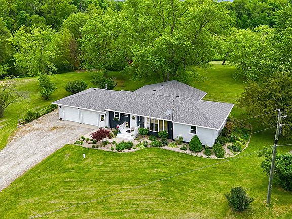 2nd image of 3105 E Hartman Rd