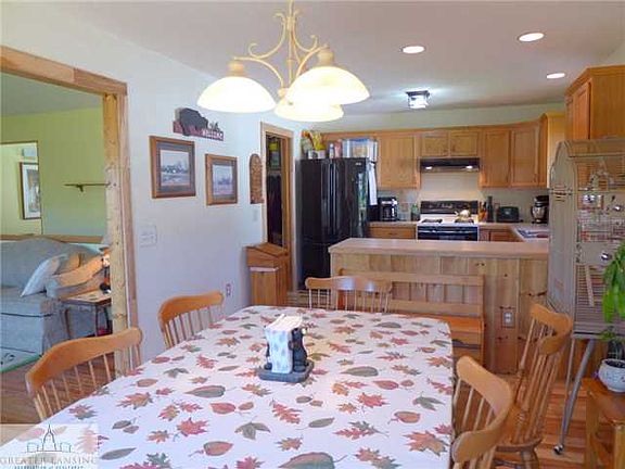 5th image of 4920 Sunset Dr