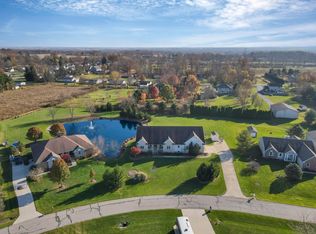 57 Millstone Cir, Pataskala, OH 43062