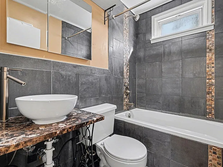 302 Sentinel Dr — Photo 10