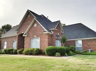 1101 Breckenridge Dr, Van Buren, AR 72956