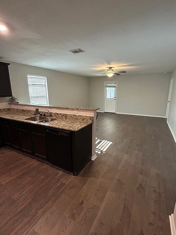 6527 Hemlock Dale - Property Image