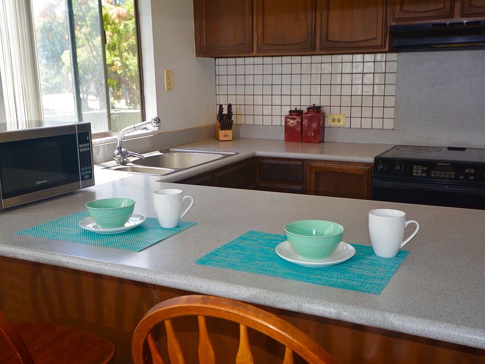 1st image of 532 Kawaihae St APT H