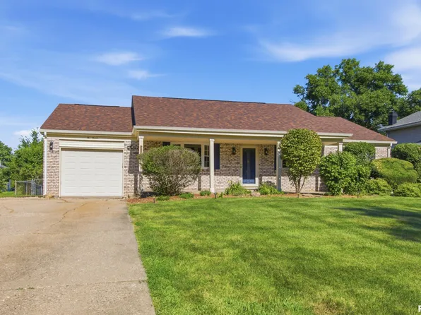 513 Meadow Dr, Macomb, IL 61455