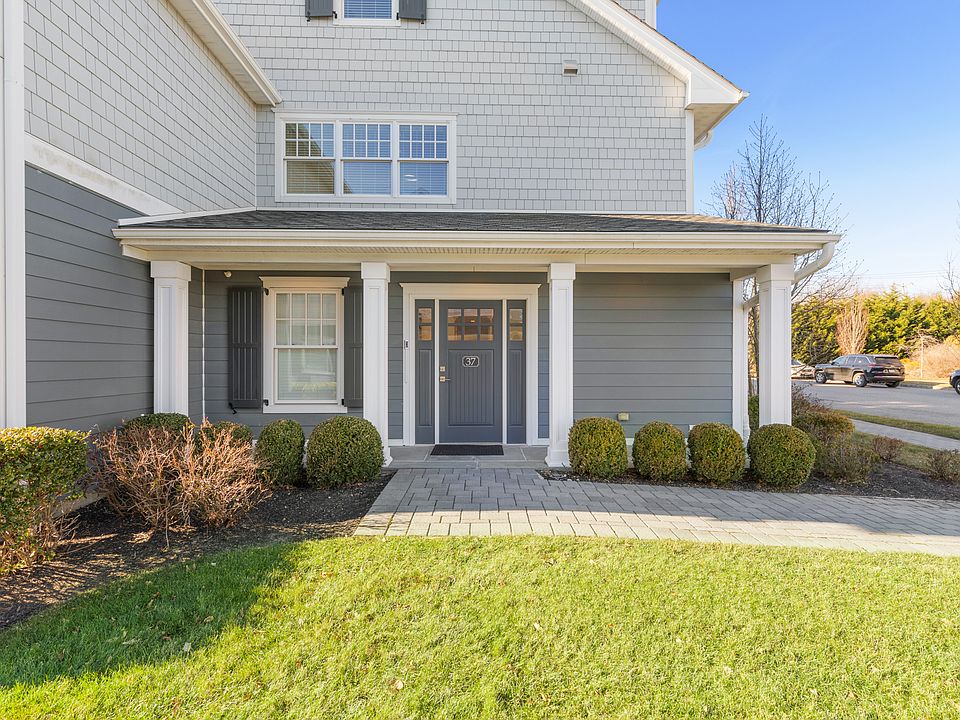 1st image of 37 Village Green Dr
