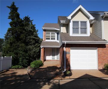 9819 Schelde Dr, Saint Louis, MO, 63126