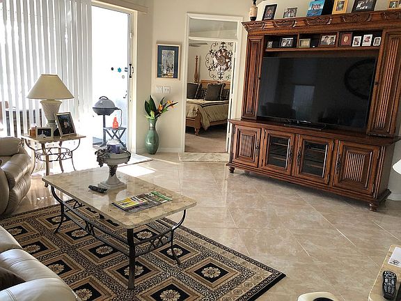 2nd image of 3317 Wildwood Lake Cir