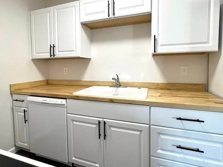 286 W Palomino Dr #191 — Photo 4