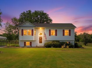201 Stull Run Ln, Grottoes, VA 24441