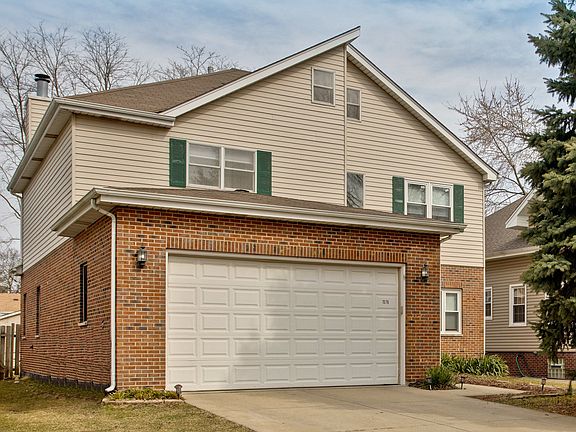 3rd image of 1576 Hills Ave
