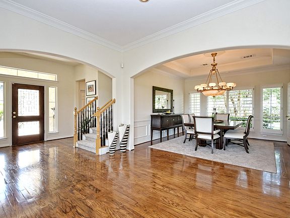 5th image of 4569 Golf Vista Dr